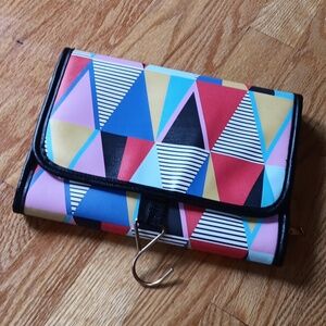 Under One Sky Multi-Colored Cosmetics Travel Organizer
